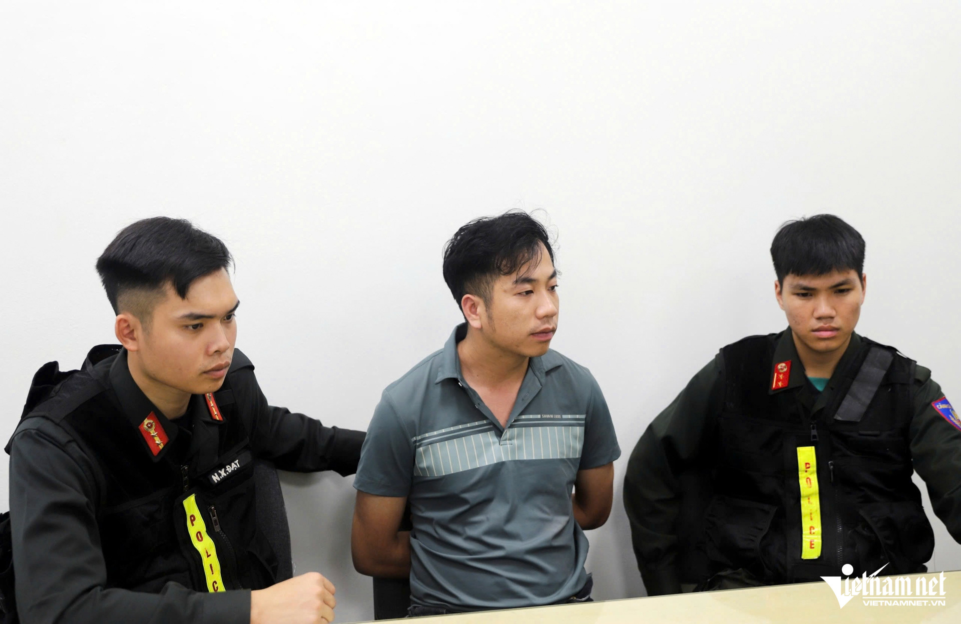 W-bắt đốt tượng buôn ma tuý_2.JPG.jpg