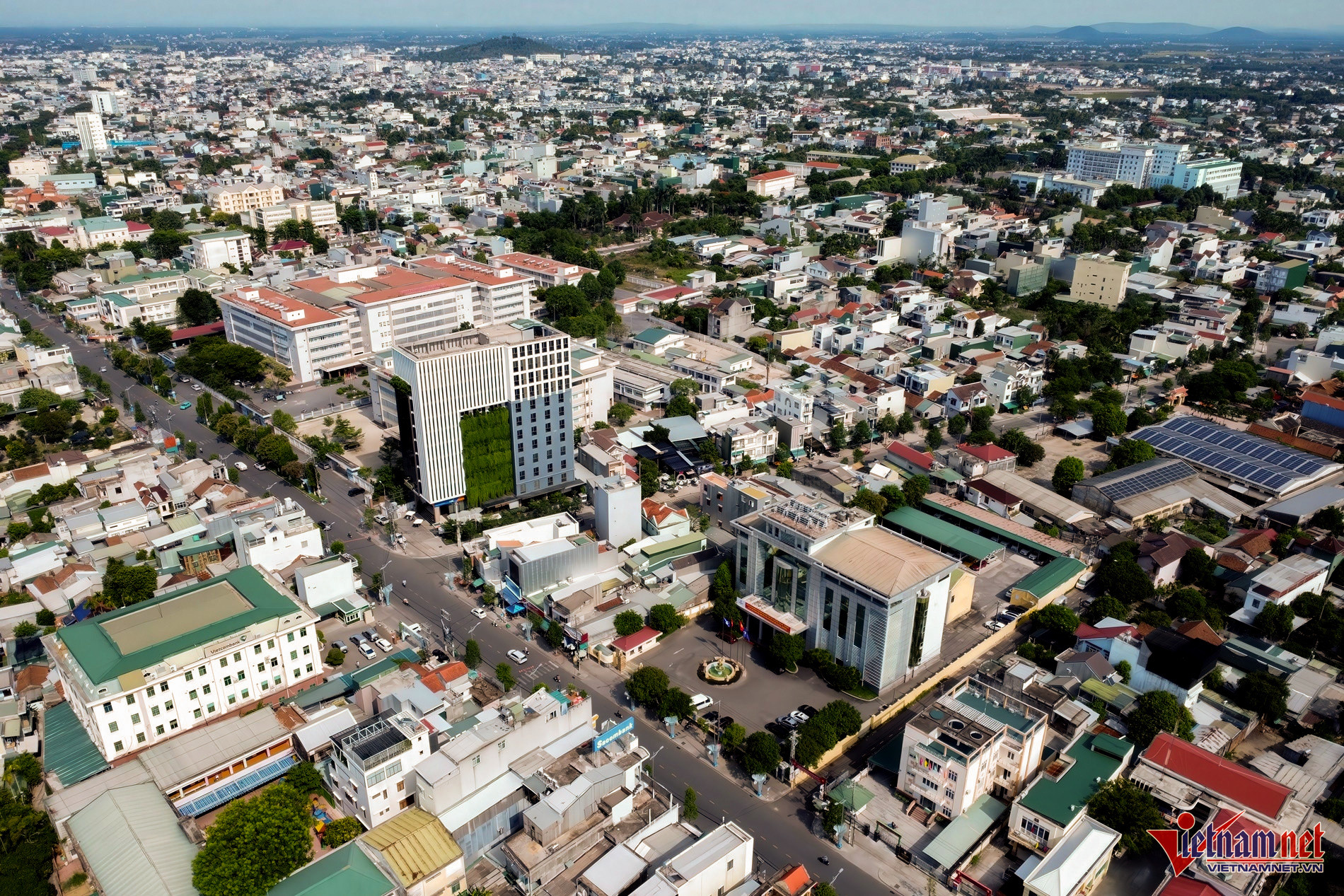 w dji 0350 gigapixel low resolution v2 4x 116624.jpeg