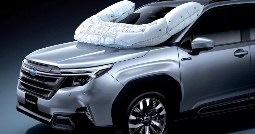 Xe Subaru được trang bị túi khí nhằm bảo vệ an toàn cho cả người đi xe đạp