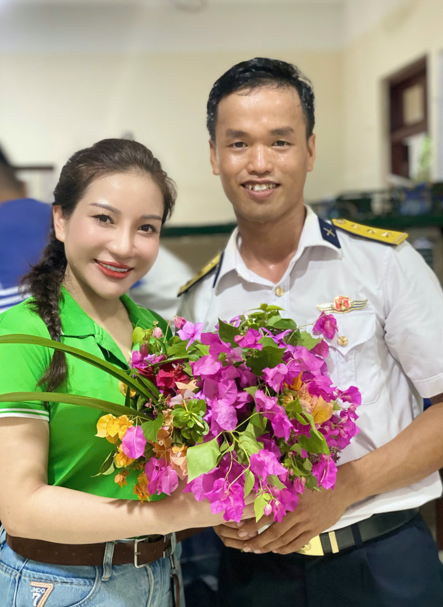 0e963268b09203cc5a83.jpg