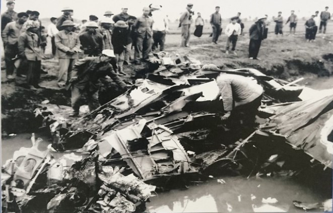ban roi b52.jpg