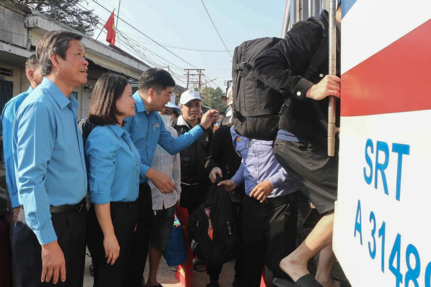 Bỏ công đoàn viên chức là bước đi cần thiết, tránh chồng chéo