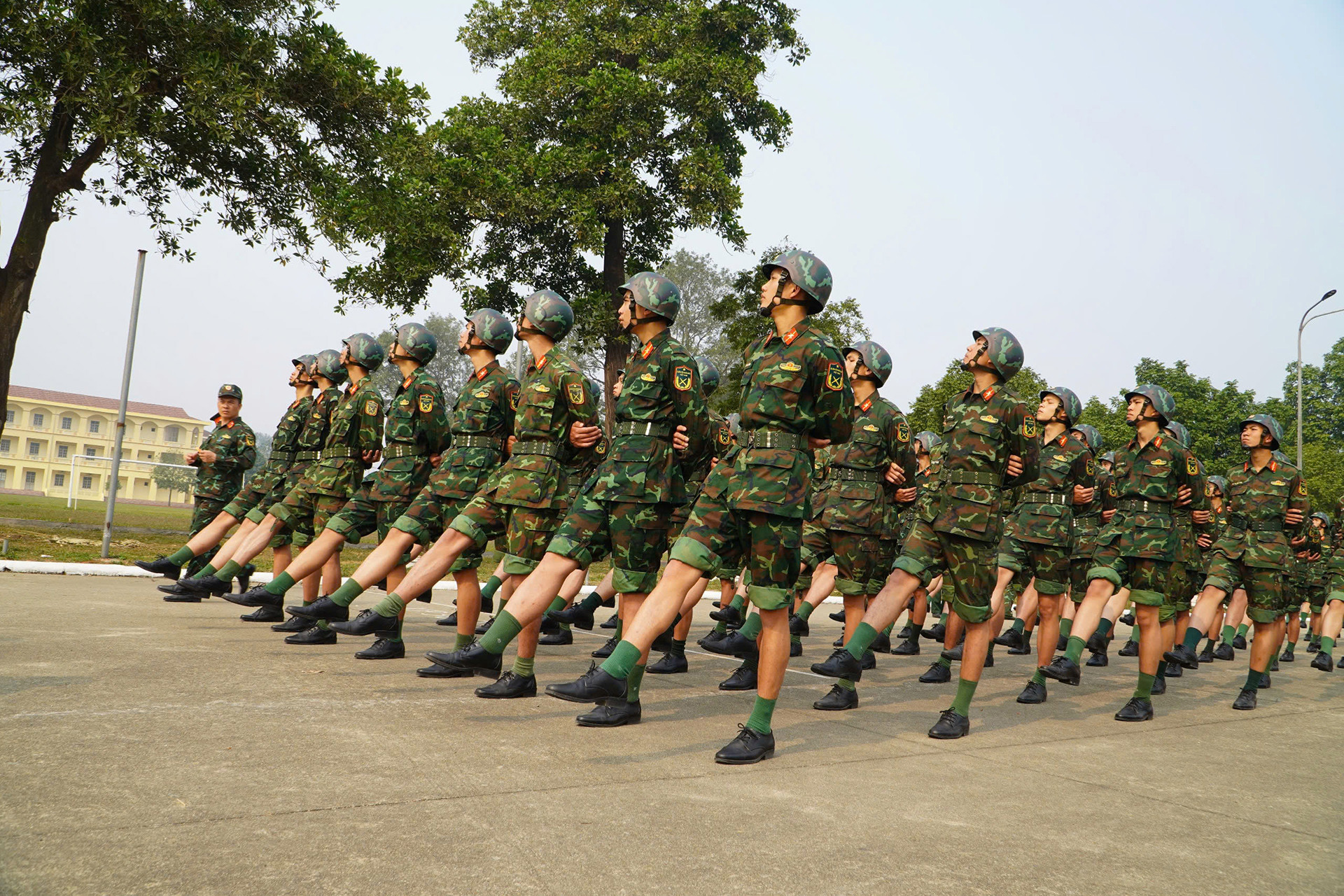 duyệt binh