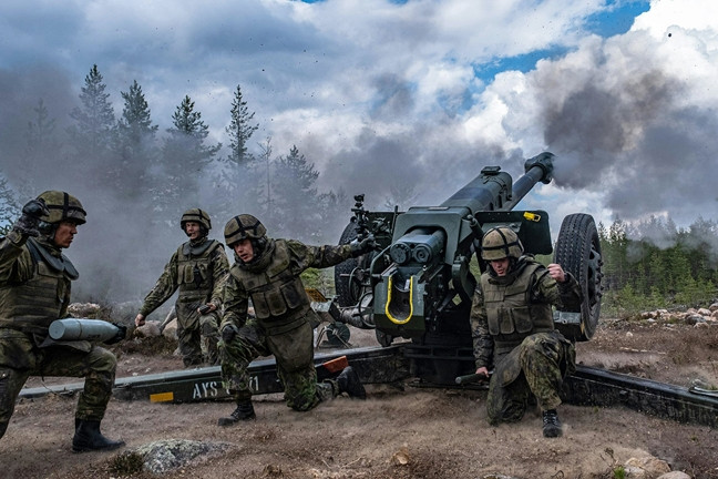 Nga nói có thể giải quyết nhanh xung đột Ukraine, cảnh báo NATO về hậu quả