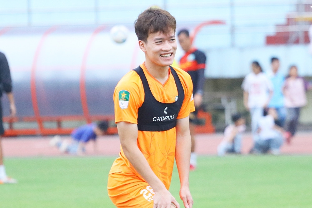 Trực tiếp bóng đá Ninh Bình vs Khánh Hòa: Niềm cảm hứng Hoàng Đức