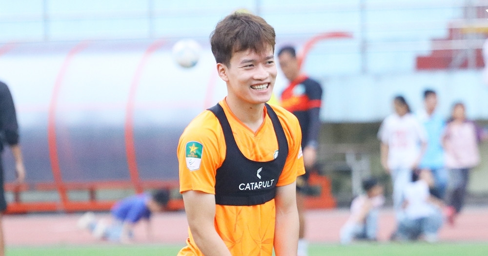 Ninh Bình thắng trận thứ 14, Hoàng Đức sắp trở lại V-League