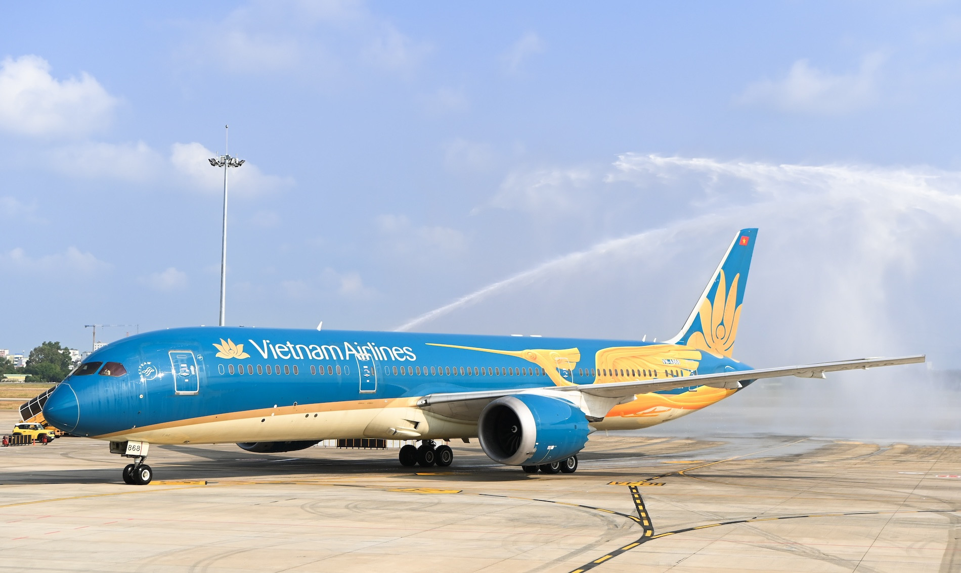 Vietnam Airlines