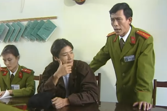 Võ Hoài Nam xúc động tái ngộ NSƯT Văn Báu sau 25 năm đóng 'Cảnh sát hình sự'