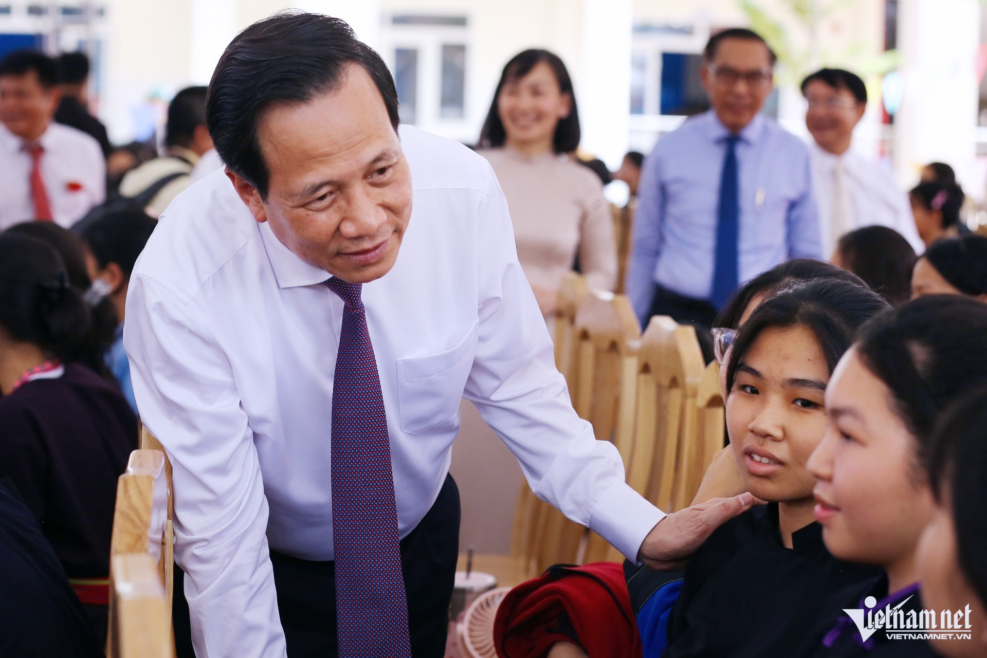 w bo truong dao ngoc dung 65231.jpg