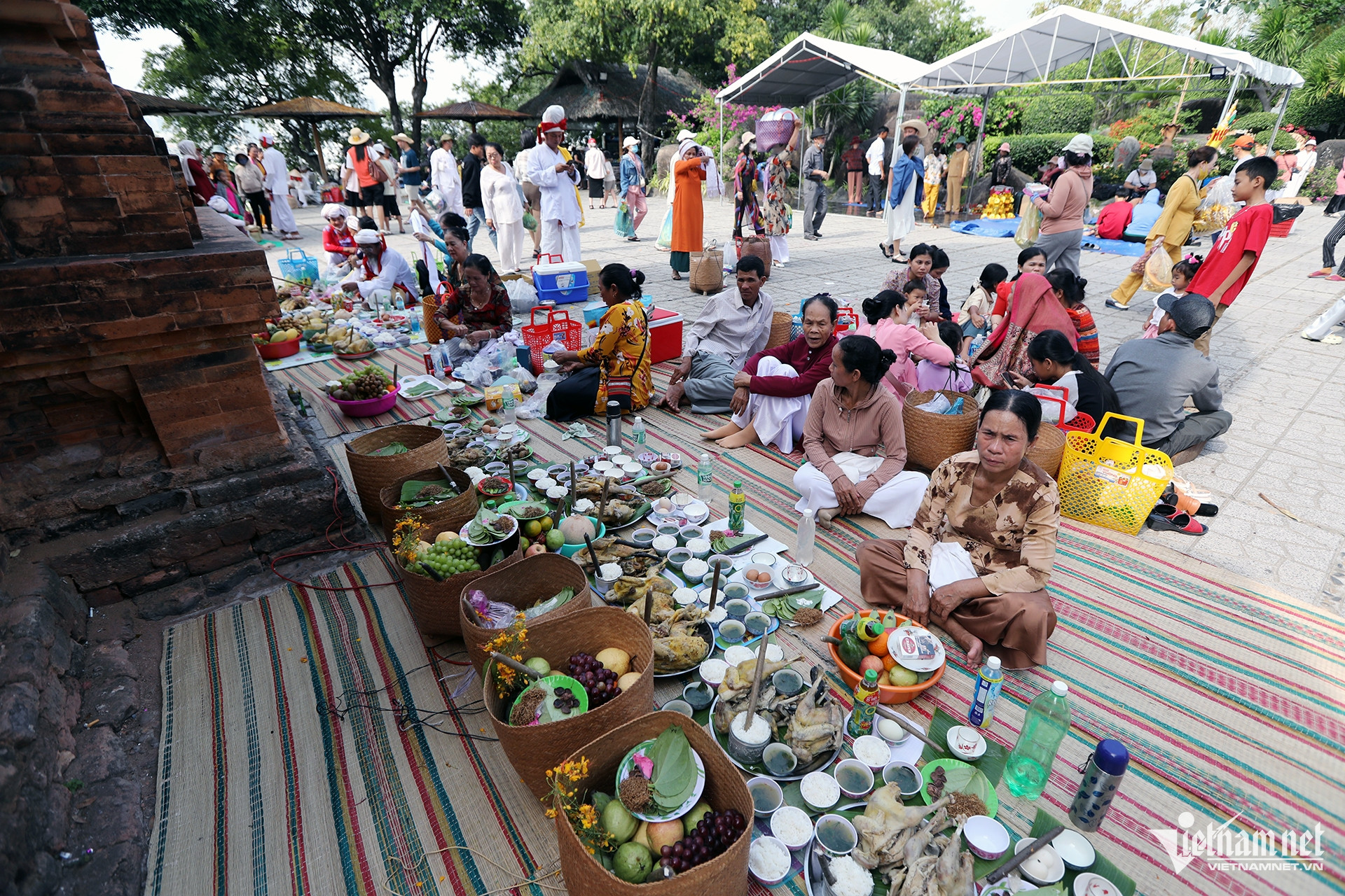 W-Thap Ba 974A8956.jpg