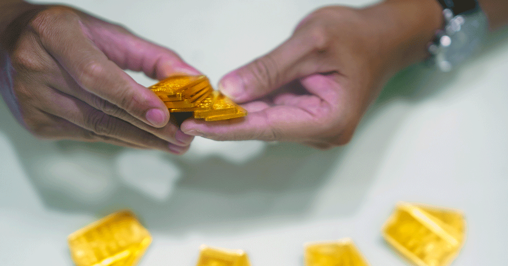 Giá vàng hôm nay 3/4/2025 chịu áp lực lớn, SJC và nhẫn hụt hơi sau khi lập đỉnh