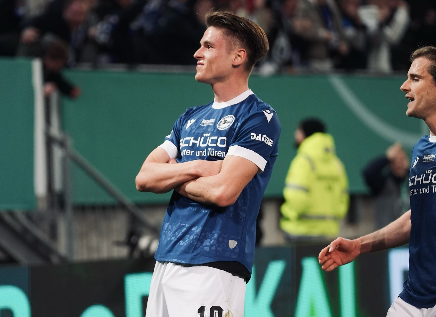 Arminia Bielefeld 2 1 leverkusen.jpg