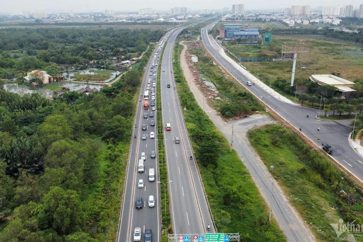 Chuẩn bị nâng mức phí tuyến cao tốc TPHCM - Long Thành - Dầu Giây