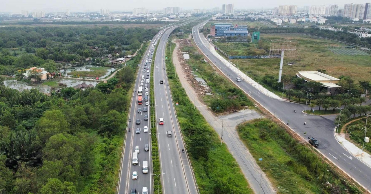 Chuẩn bị nâng mức phí tuyến cao tốc TPHCM - Long Thành - Dầu Giây