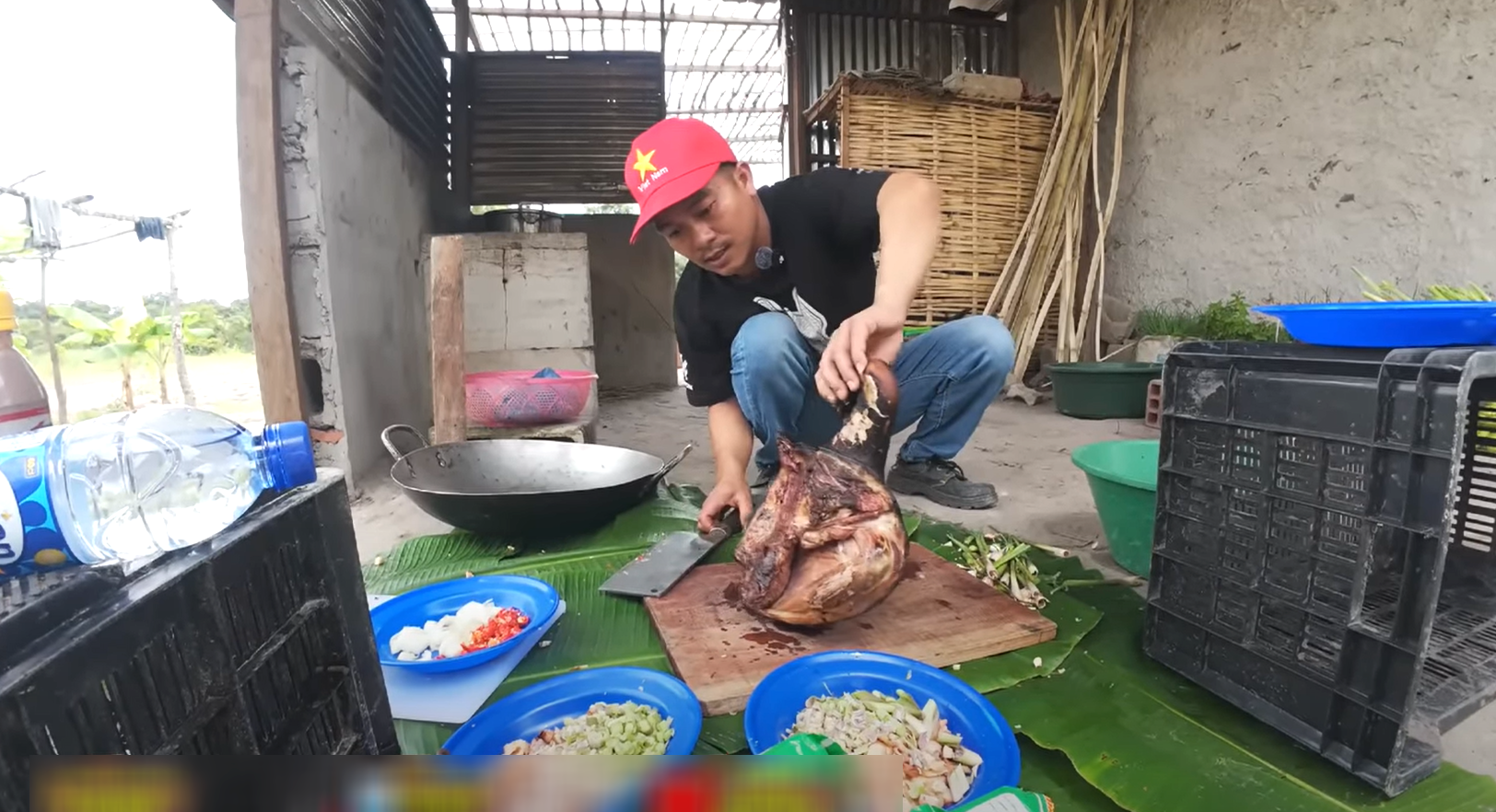 nguoi chau Phi an bun gia cay.png