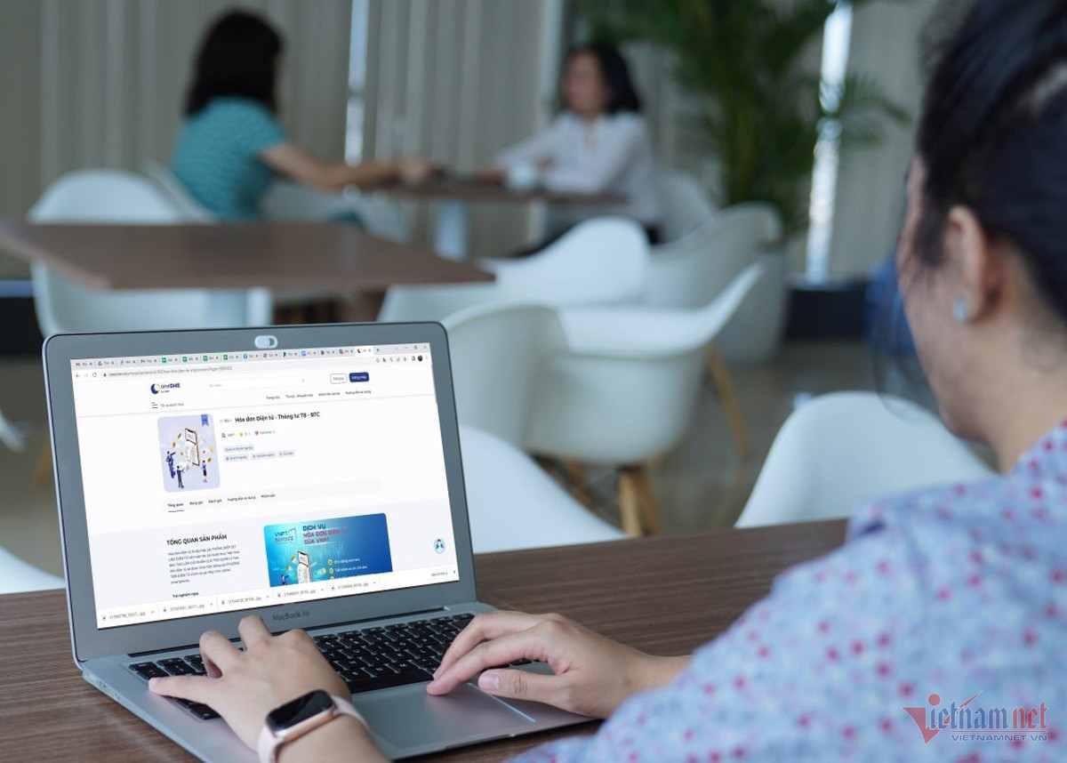 w chuyen doi so doanh nghiep 1 1 891.jpg