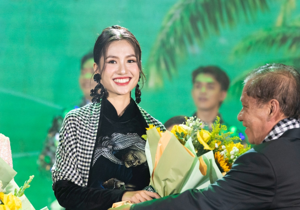 batch_DSC_5540 copy.jpg