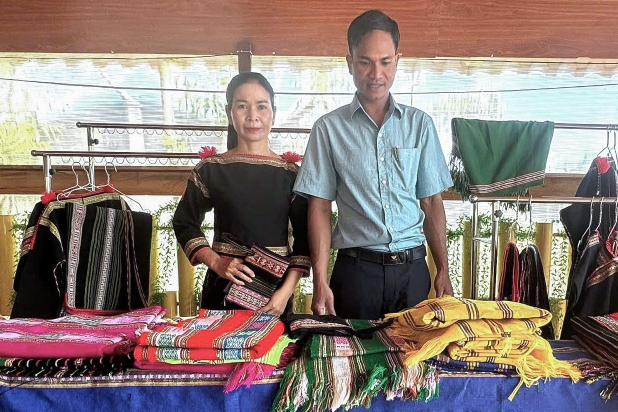 Hành động táo bạo của lãnh đạo xã quyết 'hồi sinh' nét văn hóa của người Ê Đê