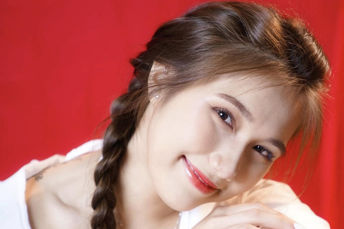 Hoa khôi bóng chuyền 19 tuổi gây sốt ở giải châu Á