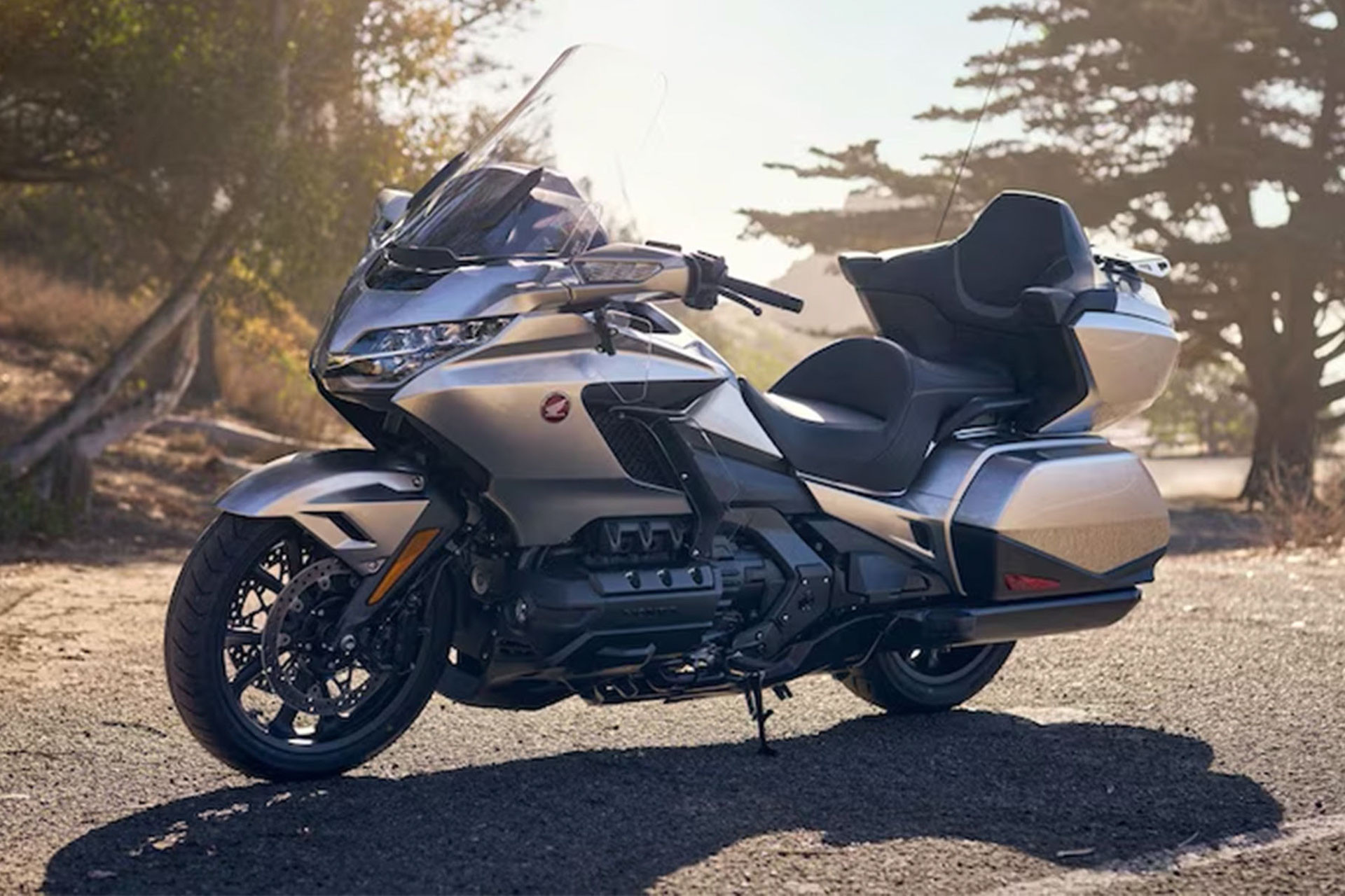 Honda Gold Wing.jpg