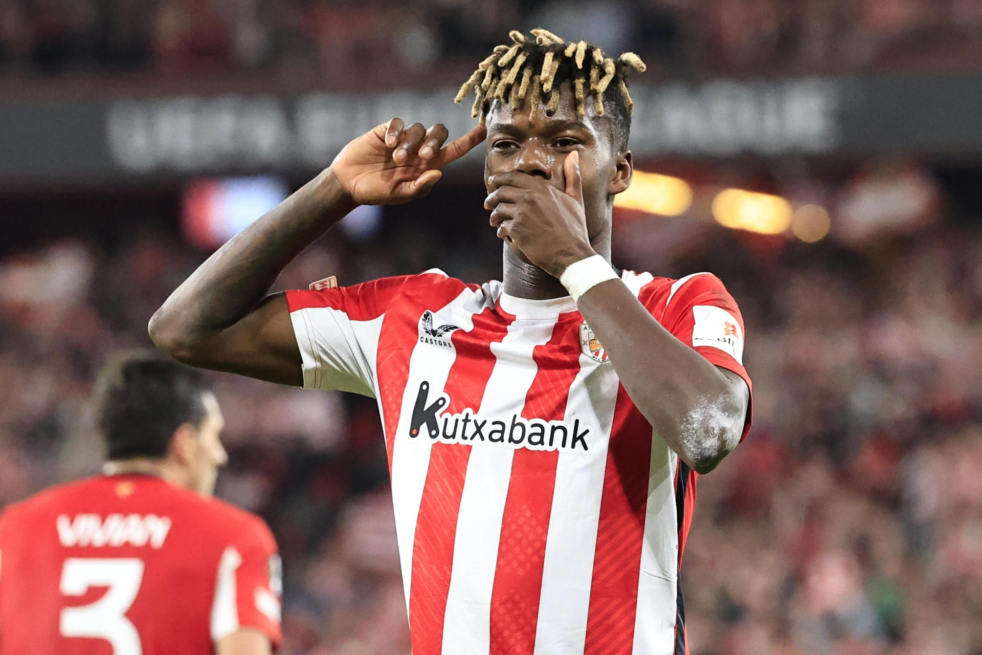 MU kích hoạt ‘bom tấn’ Nico Williams