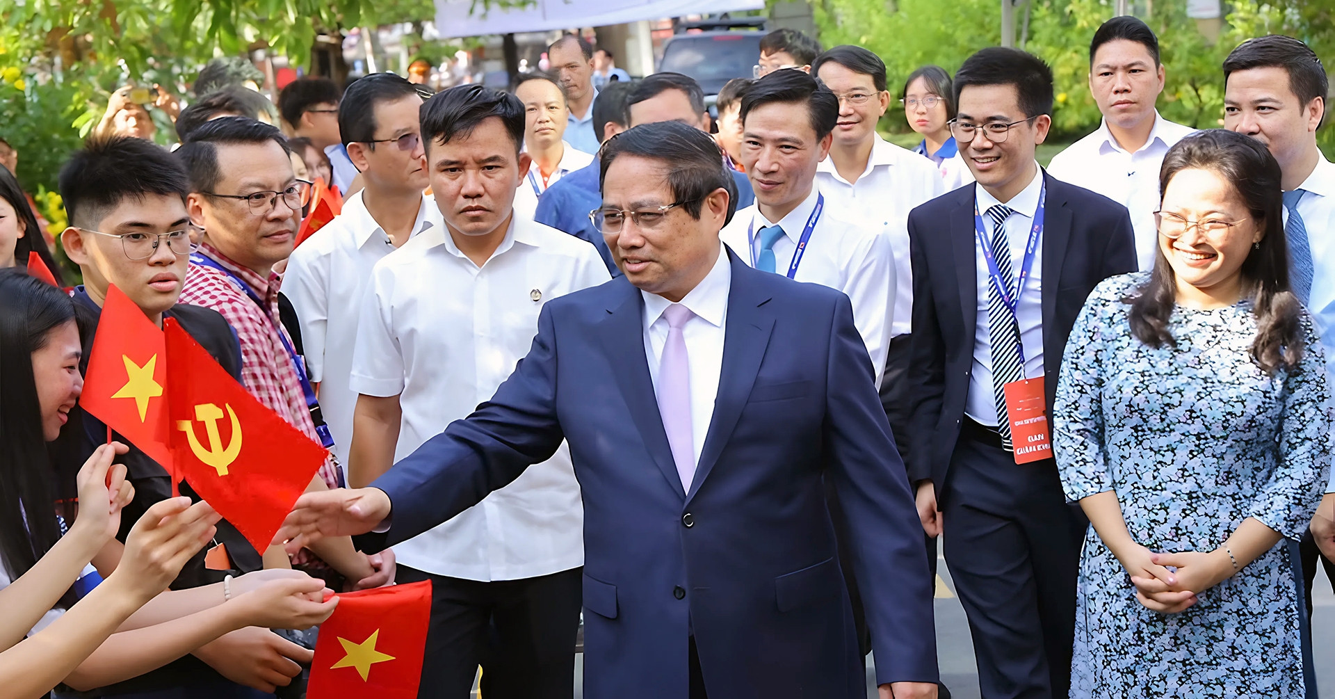 Thủ tướng: Thanh niên phải soi chiếu, nhìn nhận trách nhiệm bản thân với dân tộc