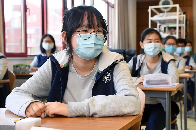 Tranh cãi học sinh cấp 3 nghỉ 2 ngày cuối tuần, phụ huynh lo con trượt đại học