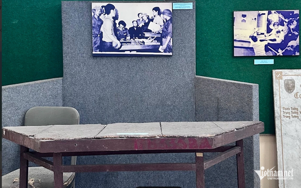 W-ban viet tuyen bo dau hang.jpg