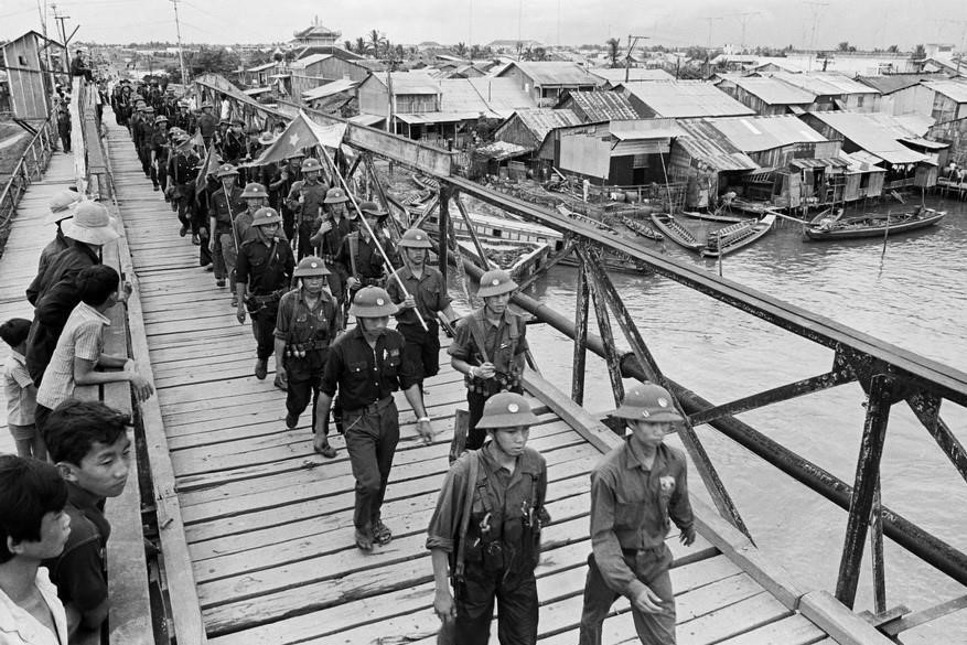 Thiếu tướng Đoàn Hùng Minh: Từ ngày 30/4 nghĩ về những giọt nước mắt