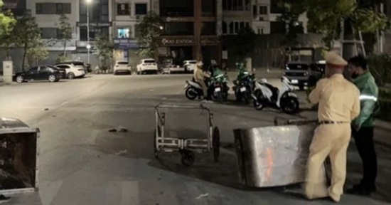 Bản tin chiều 21/4: Tài xế tông tử vong nữ công nhân môi trường rồi bỏ trốn