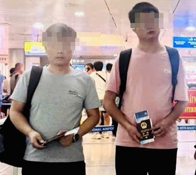 công an bình thuận trục xuất hai người đàn ông Trung Quốc.jpg