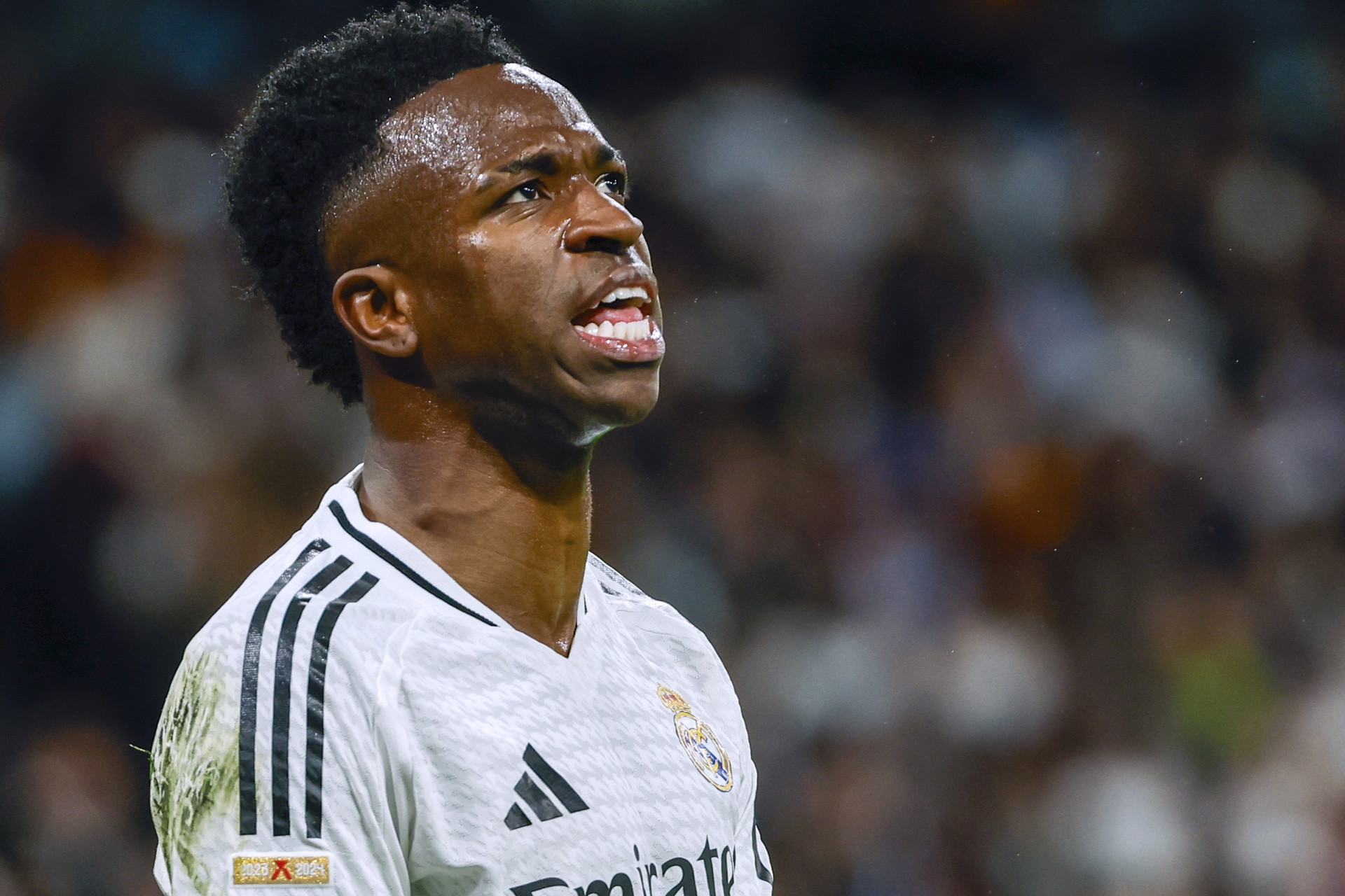 Real Madrid đua La Liga với Barca: Giá trị đích thực của Vinicius