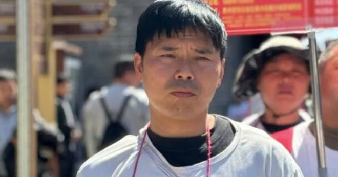 19 năm tìm kiếm, 'ông bố kẹo bông' cuối cùng cũng nghe được tiếng 'cha ơi'