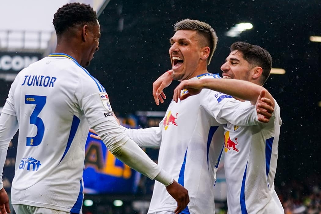 Xác định 2 đội thăng hạng Premier League 2025/26