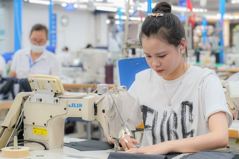Bản tin sáng 22/4: Nghỉ lễ 30/4 1/5, có nơi người lao động nghỉ 7 ngày liên tiếp