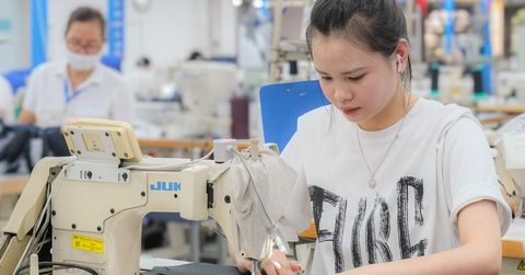 Bản tin sáng 22/4: Nghỉ lễ 30/4 1/5, có nơi người lao động nghỉ 7 ngày liên tiếp