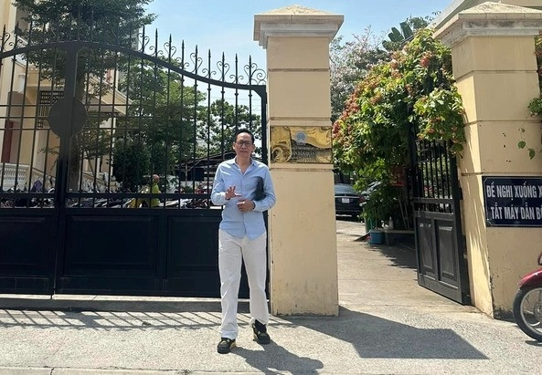 ca si duy manh den toa an.webp