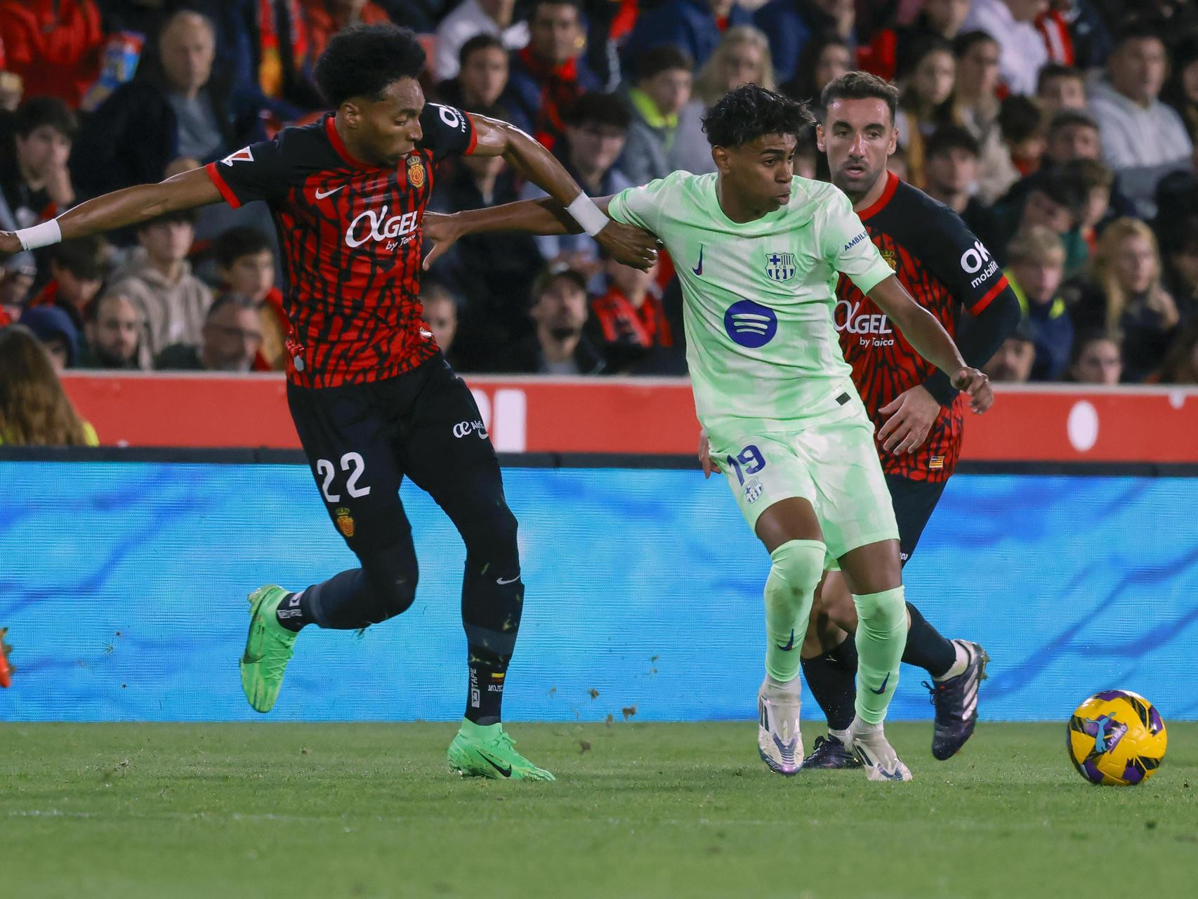 EFE. Barca Mallorca.jpg