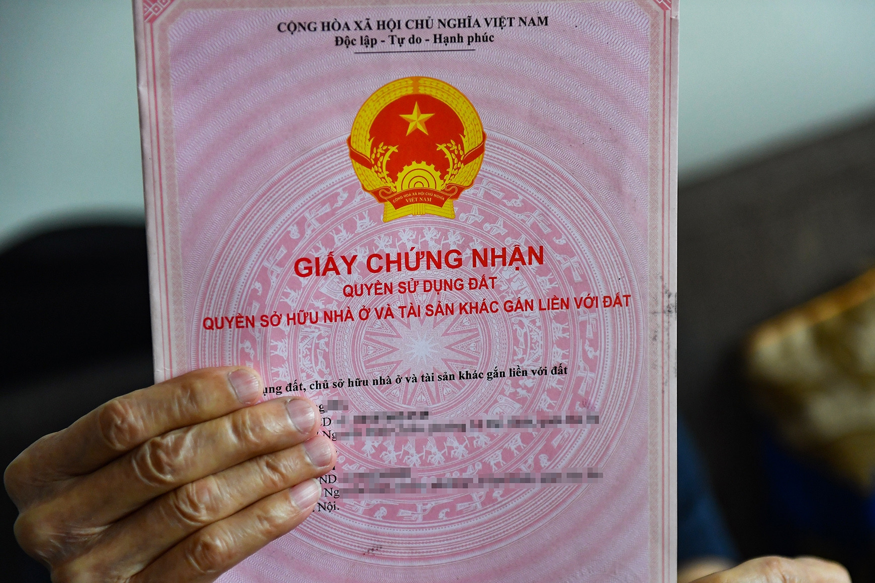 Người dân cần làm gì với ‘sổ đỏ’ sau khi sáp nhập tỉnh, thành?