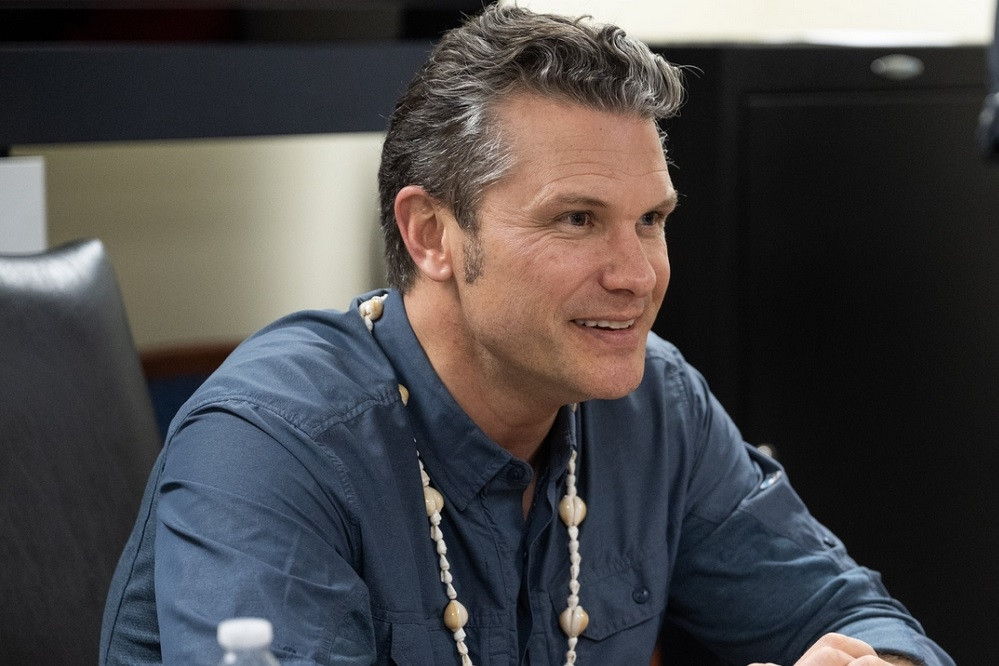 Ông Trump lên tiếng bảo vệ Bộ trưởng Quốc phòng Mỹ giữa tâm bão chỉ trích