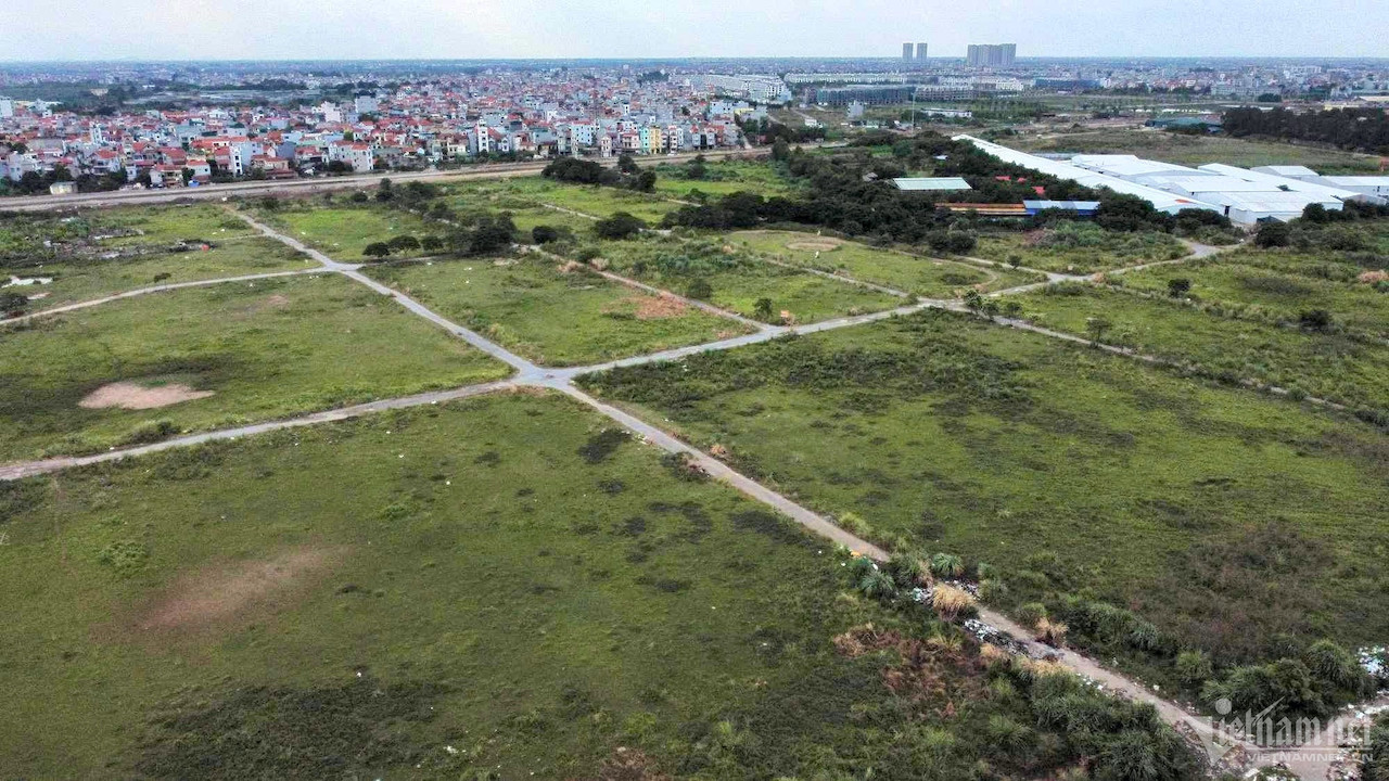 w bat dong san dat nen 1848.jpg