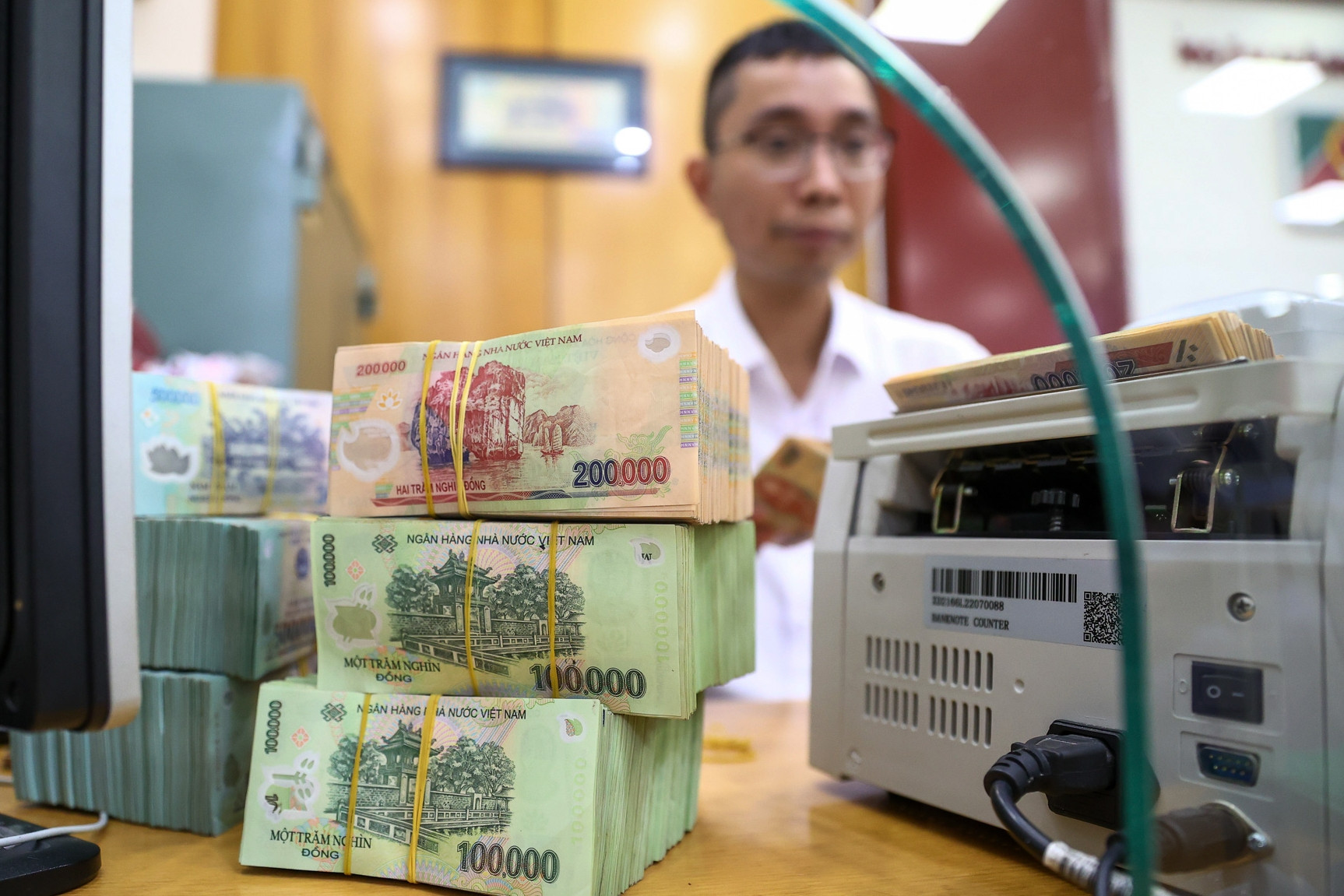 Lãi suất ngân hàng hôm nay 23/4/2025: Nhà băng top đầu tăng lãi huy động