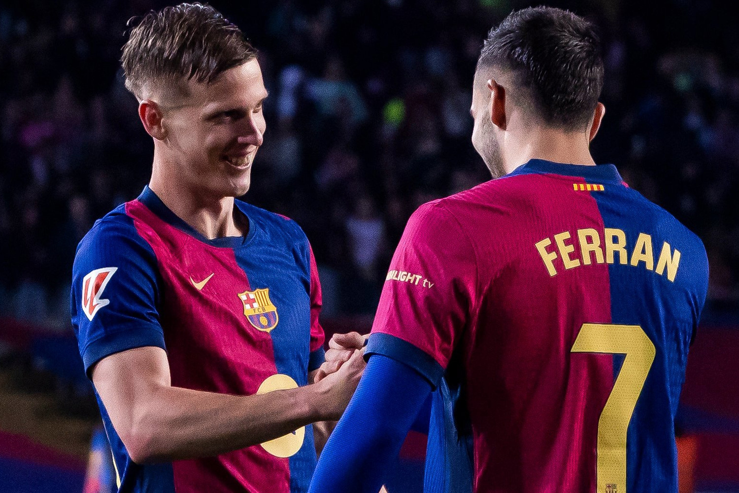 Barca thắng nghẹt thở, Hansi Flick thách thức Real Madrid