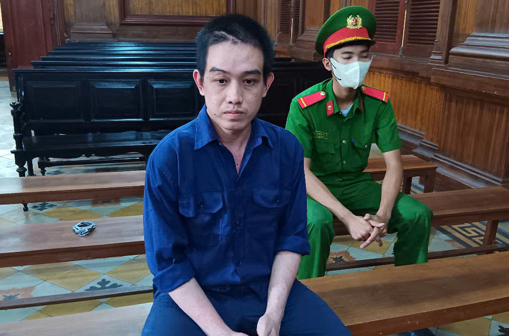 'Thụt két' hơn 4 tỷ phí đăng ký xe, cựu thiếu úy cảnh sát giao thông lãnh án