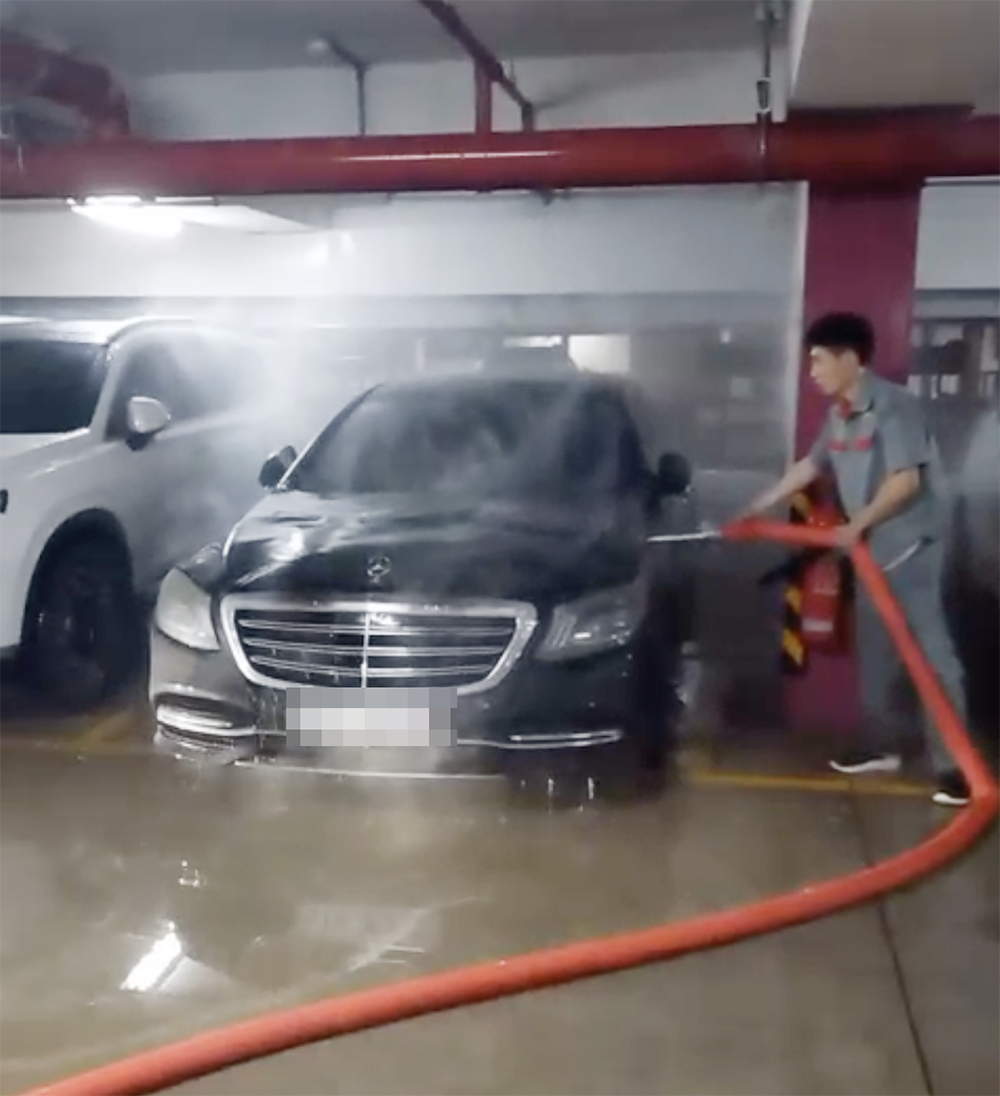 duy manh chay xe 5.png