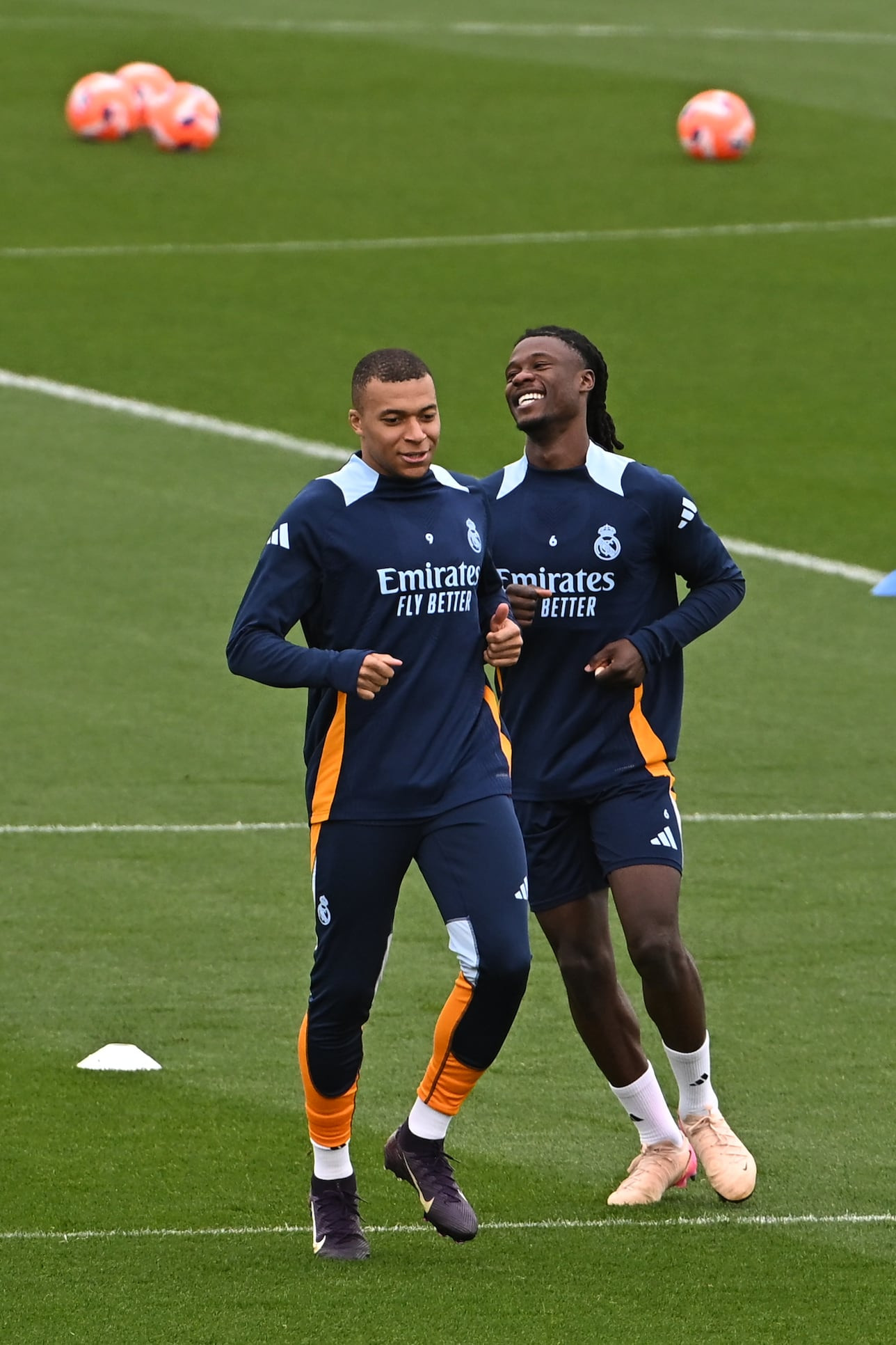 EFE. Mbappe Camavinga.jpg