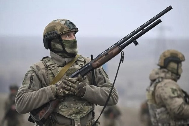 Nga di chuyển lượng lớn thiết bị quân sự trên bán đảo Crưm