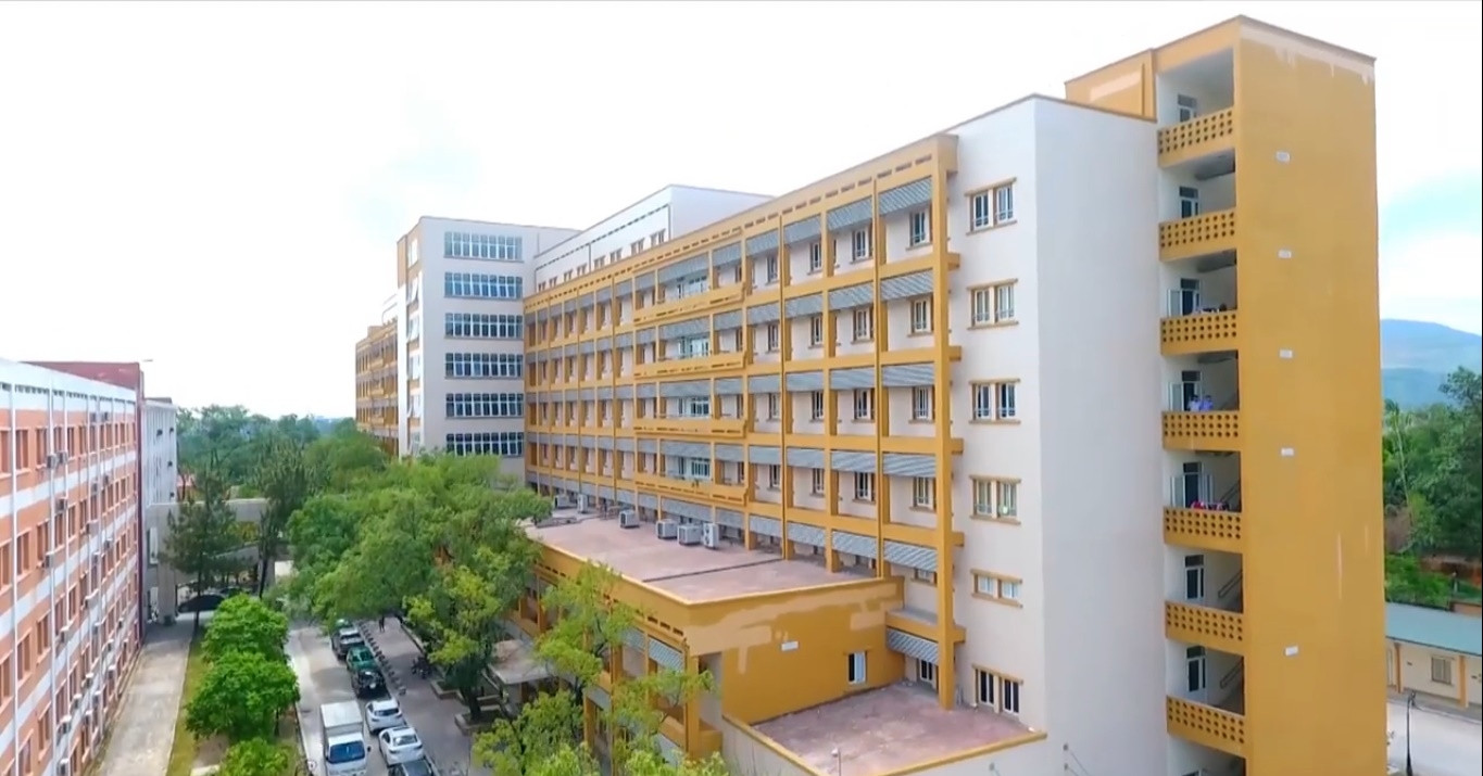 Phát hiện cụ ông tử vong tại khuôn viên bệnh viện ở Quảng Ninh