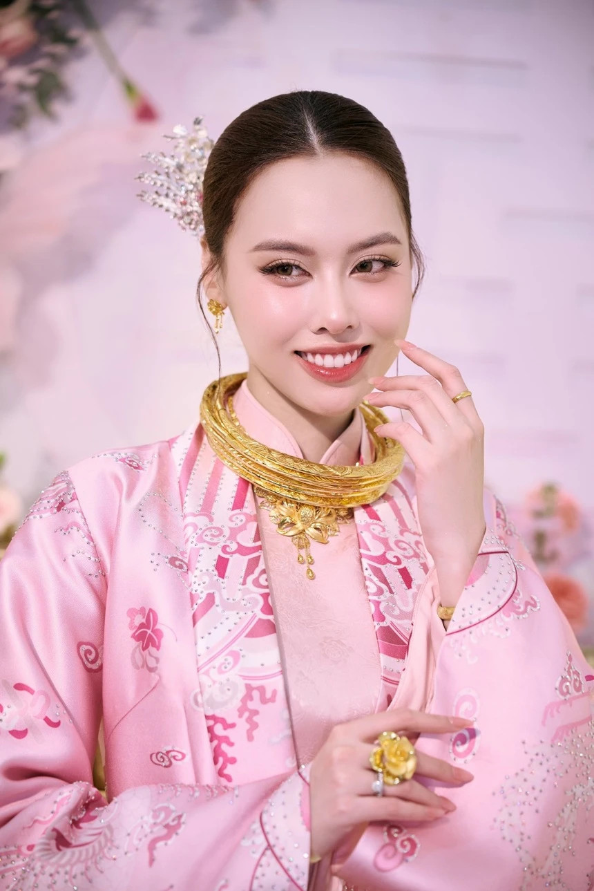 A hau Tam Nhu anh 2