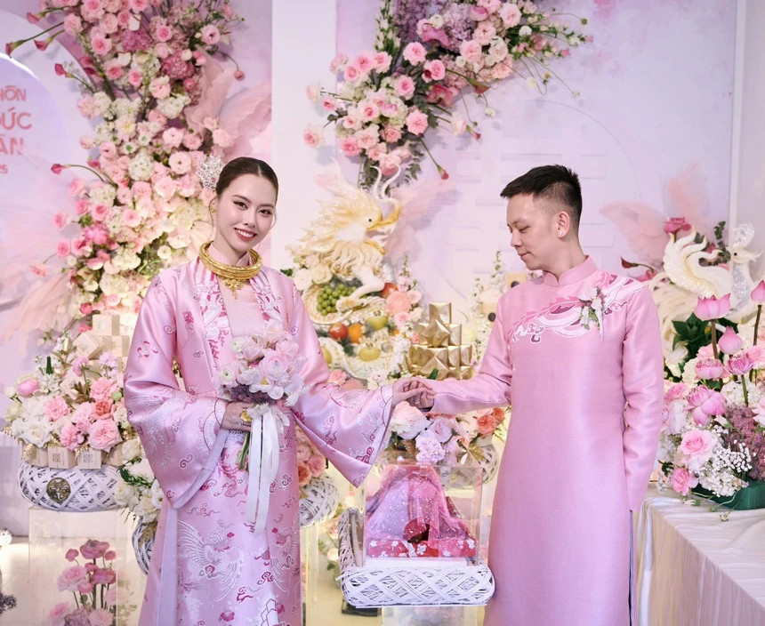 A hau Tam Nhu anh 1